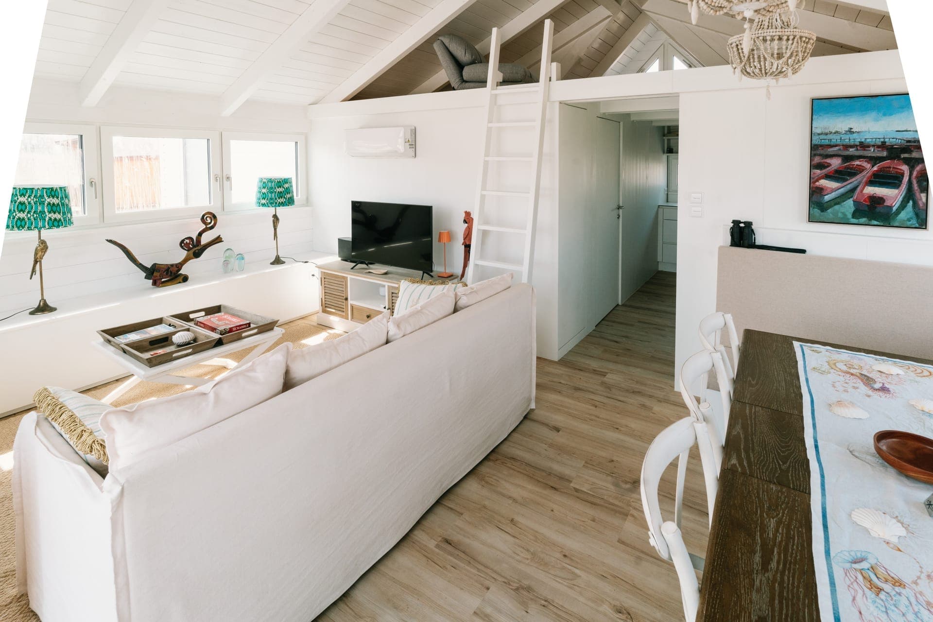 Seehütte Sonnenschilf – Premium-Refugium